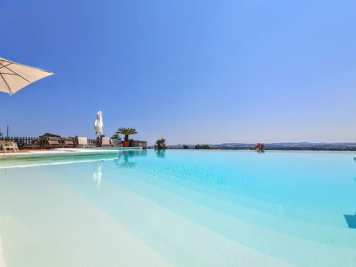 Agriturismo Rosa Antica Monte San Vito 0*,