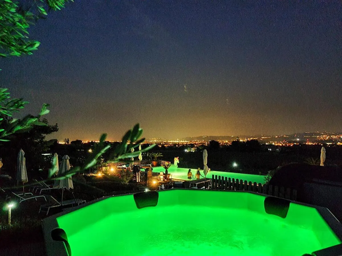 Agriturismo Rosa Antica Monte San Vito 0*,  Italy